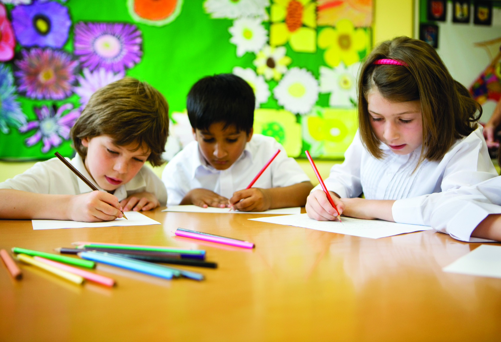 Schools writing. Примари скул. Воображение в начальной школе. Начальная школа класс Сток. Вдохновение начальная школа.